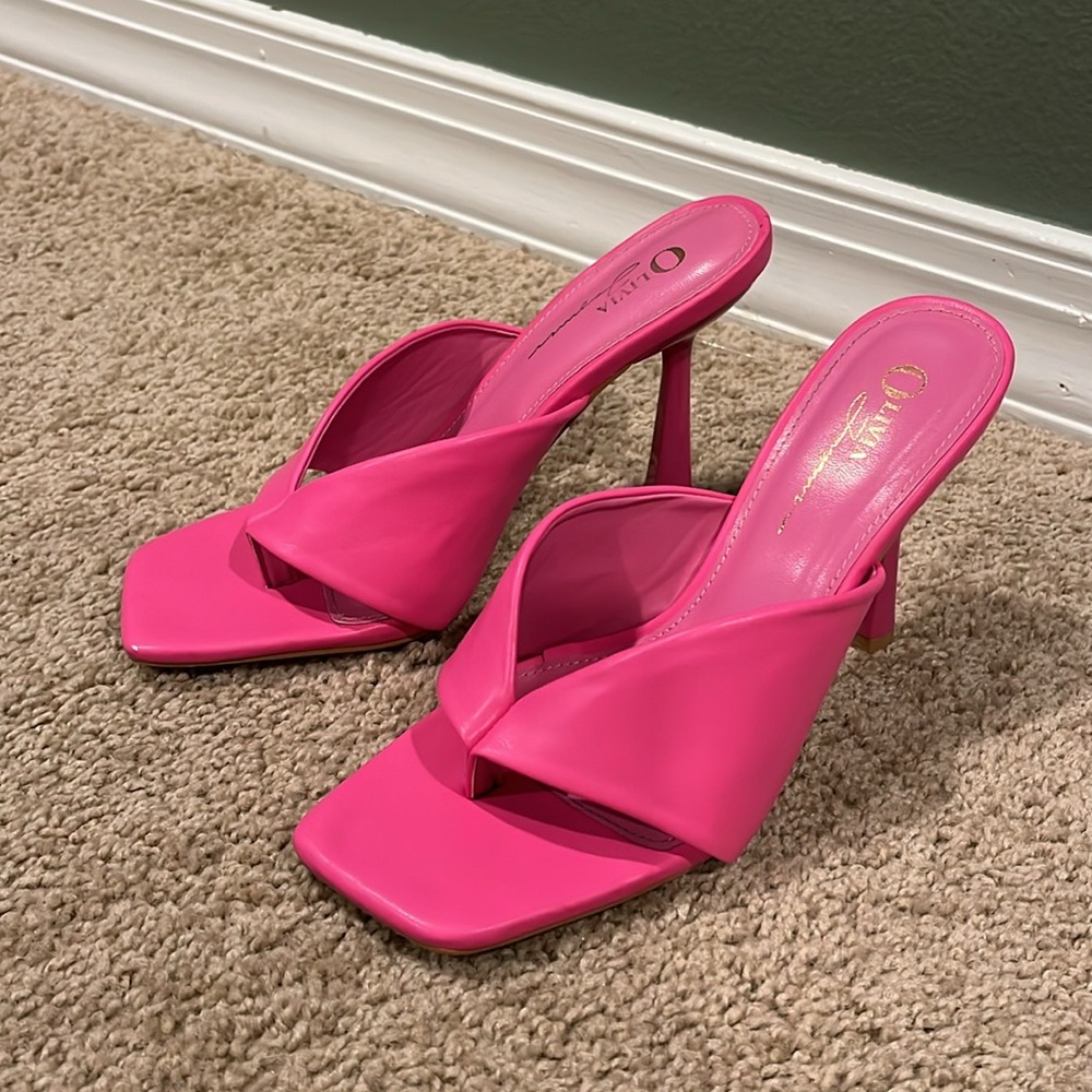 Pink heels